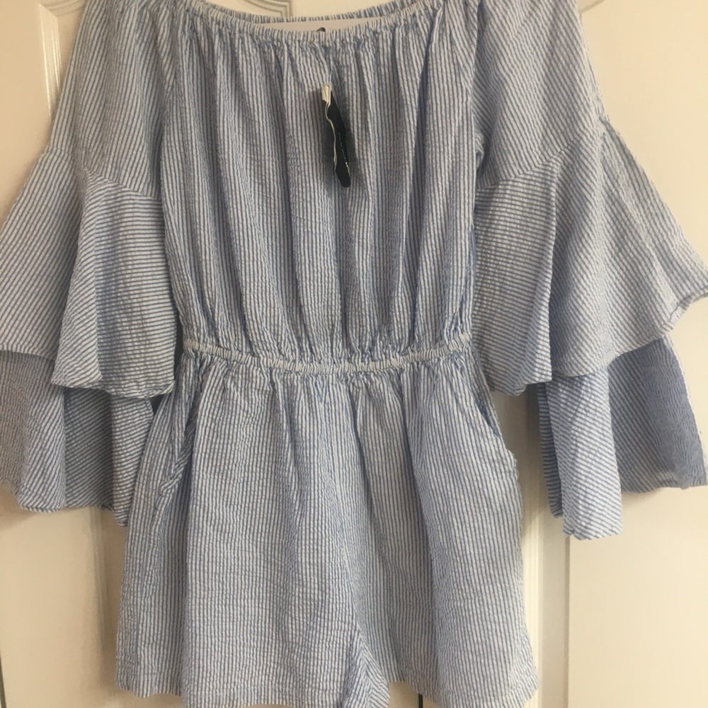 NWT Seersucker Romper - Picture 1 of 4